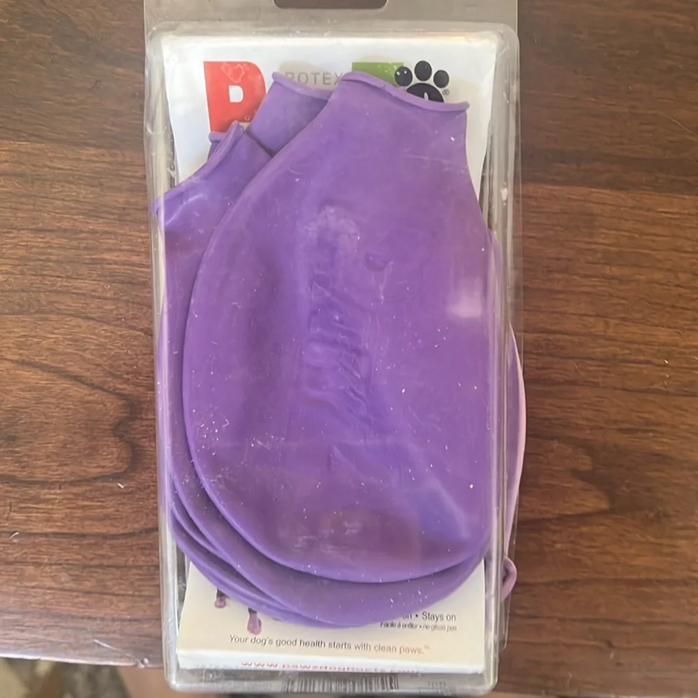Pawz rubber dog booties‎ size large.